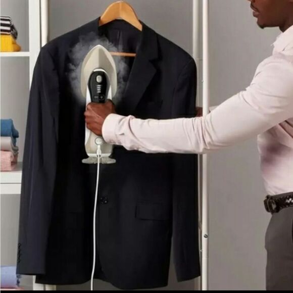 BRAND NEW CONAIR EXTREMESTEAM 2-in-1 HANDHELD STEAMER AND IRON WITH TURBO - Picture 16 of 16